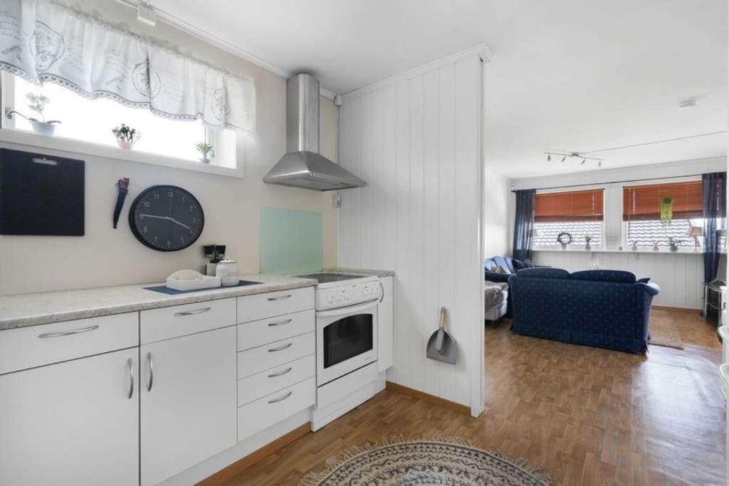 Apartment, 4Km Fra Tromsosentrum. Flyplass 1.71Km. Buitenkant foto